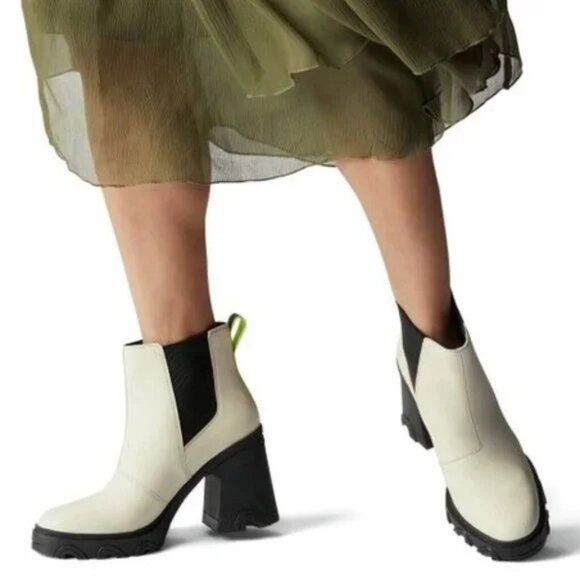 Sorel Shoes - Sorel Brex Platform Block Heel Chelsea Boots Chalk White/ Black Size 9.5